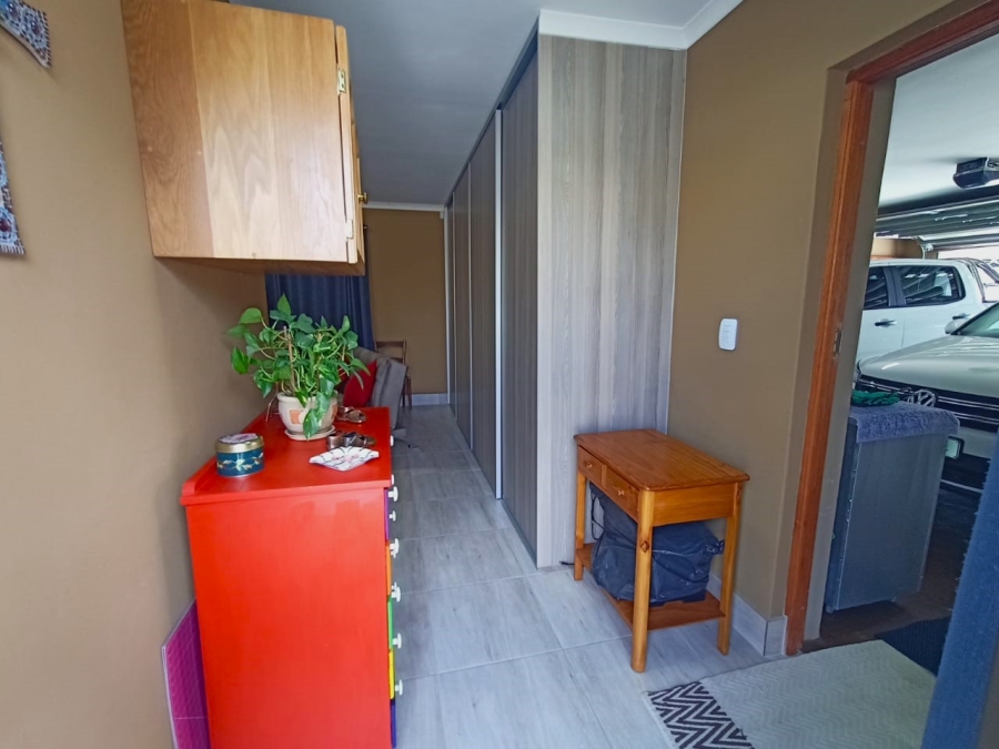 2 Bedroom Property for Sale in Humansdorp Eastern Cape